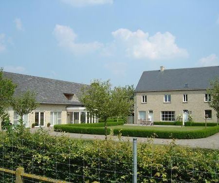 Hotel De Groote Waere Diksmuide Esterno foto